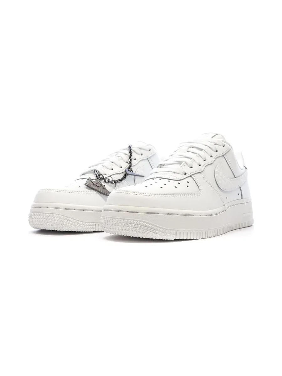 Baskets Blanches Femme Nike Wms Air Force 1 7