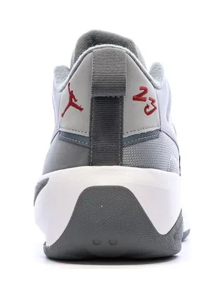 Baskets Grises Homme Nike Jordan Max Aura 7 3