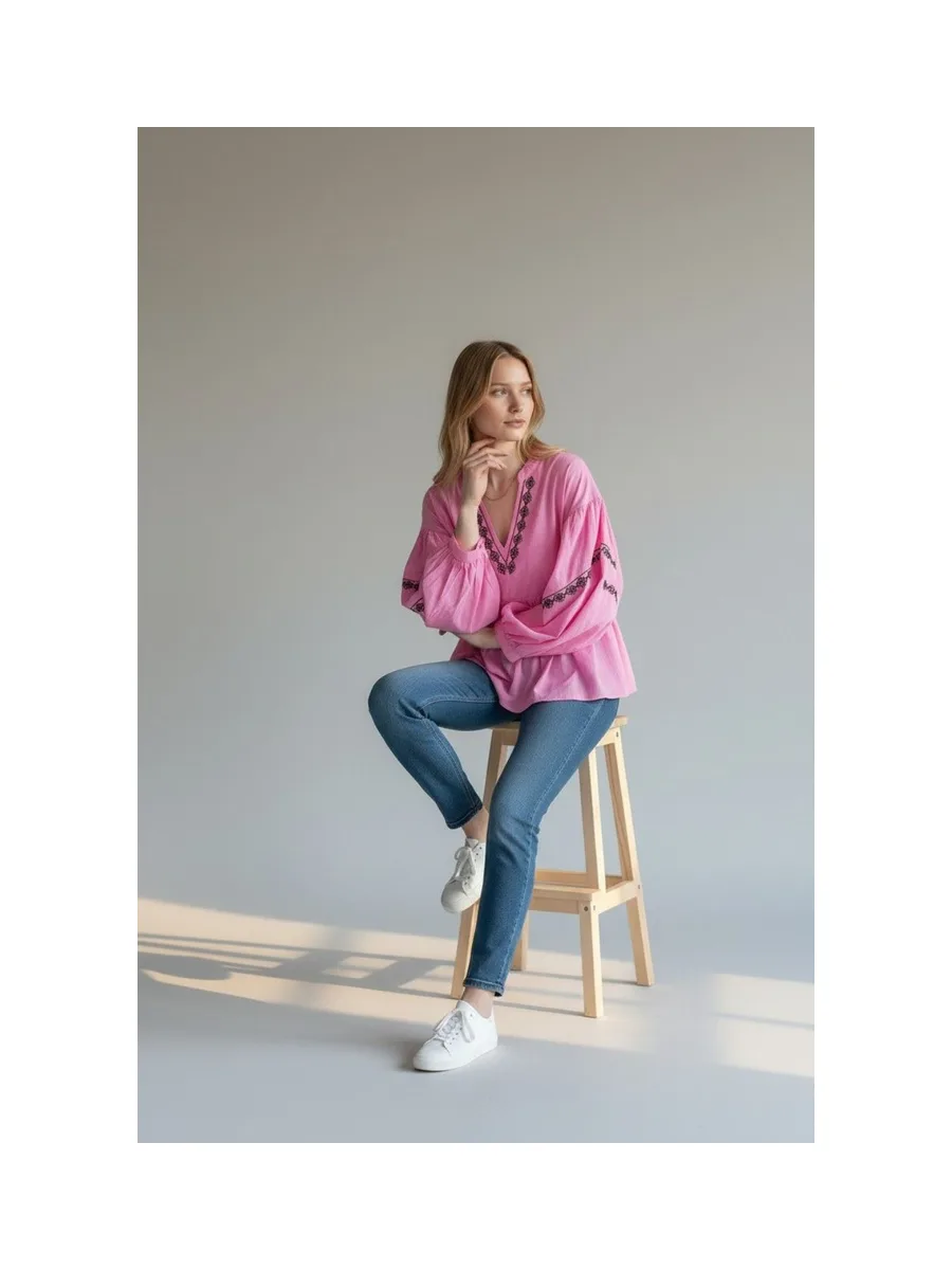 Blouse col tunisien en brodé à manches longues 12