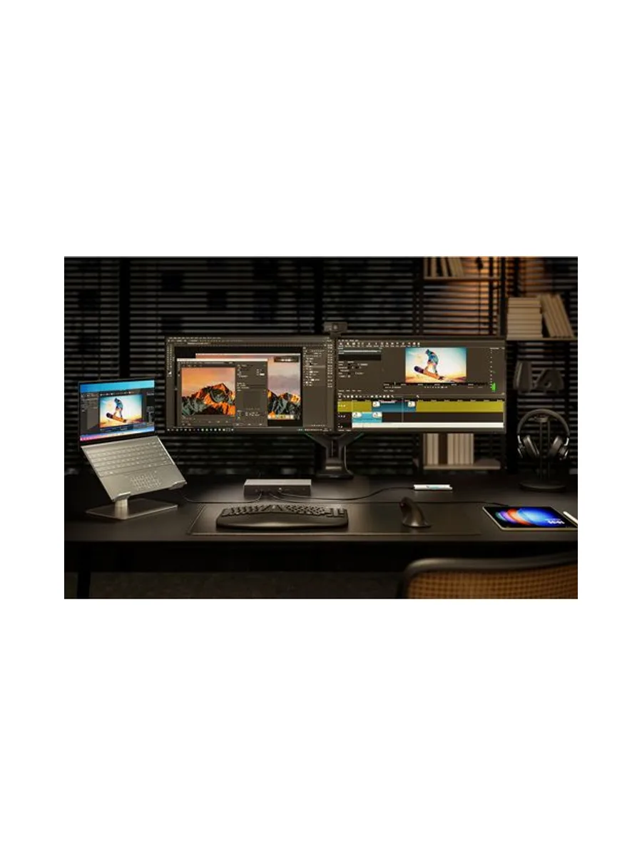 SD5000T5 EQ Thunderbolt 5 Triple 4K 12