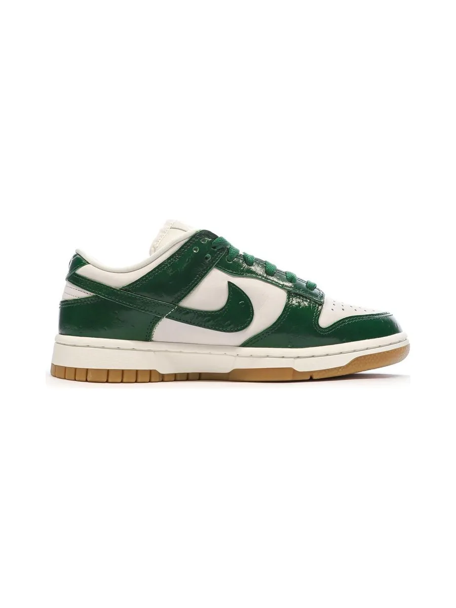 Baskets Blanches/Vertes Femme Nike Dunk Low 3