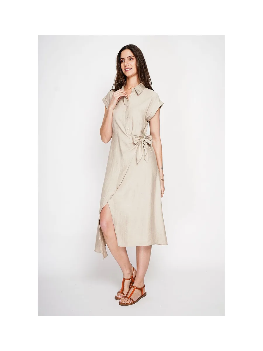 Robe longue col chemise boutonnée devant coupe évasée à manches courtes 6