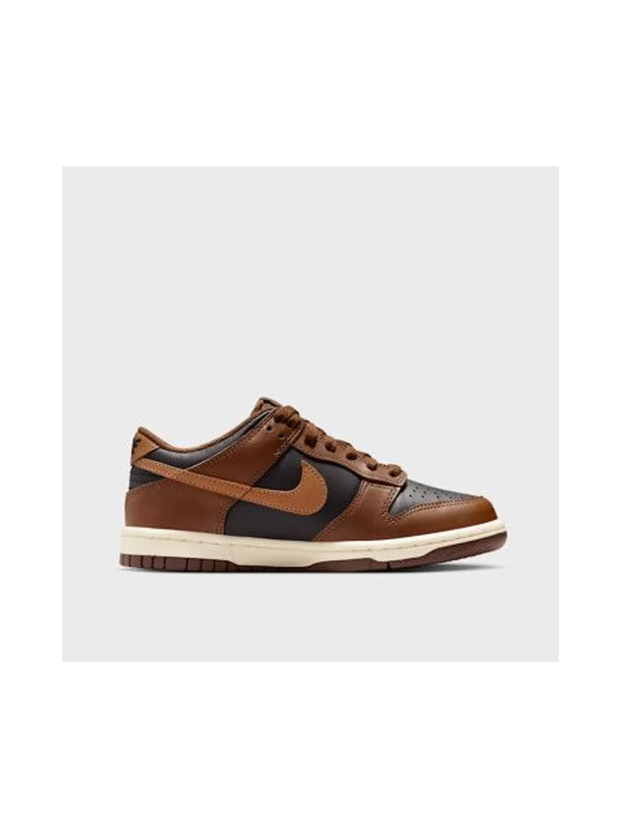 Baskets NIKE DUNK LOW BG 17