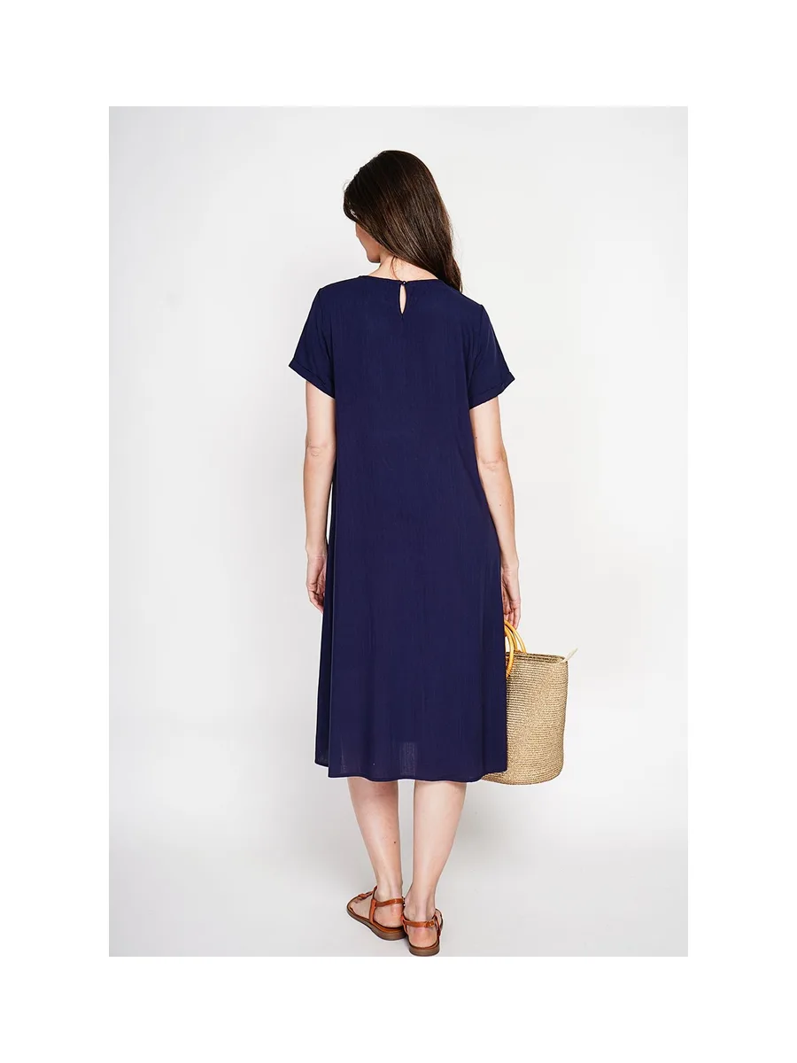 Robe découpe devant évasée à manches courtes 16