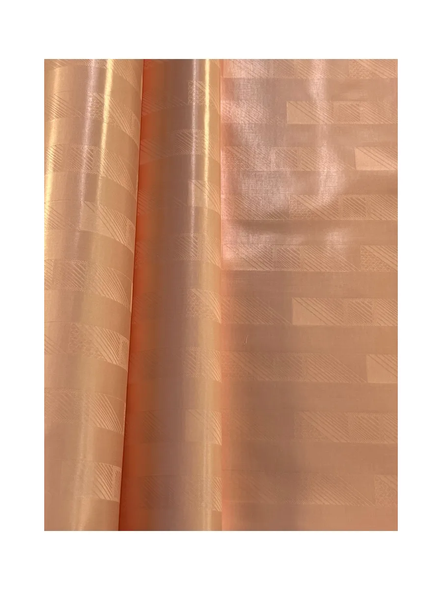 RoyaLuxe 1