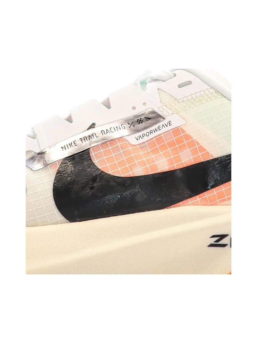 Chaussures de trail Blanches/Noires/Oranges Femme Nike Zoomx Ultrafly 8