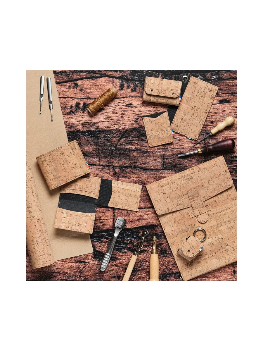 JOCE - Porte-cartes vertical à poche en liège - Naturel 81