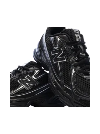 Baskets Noires Homme New Balance 740 7