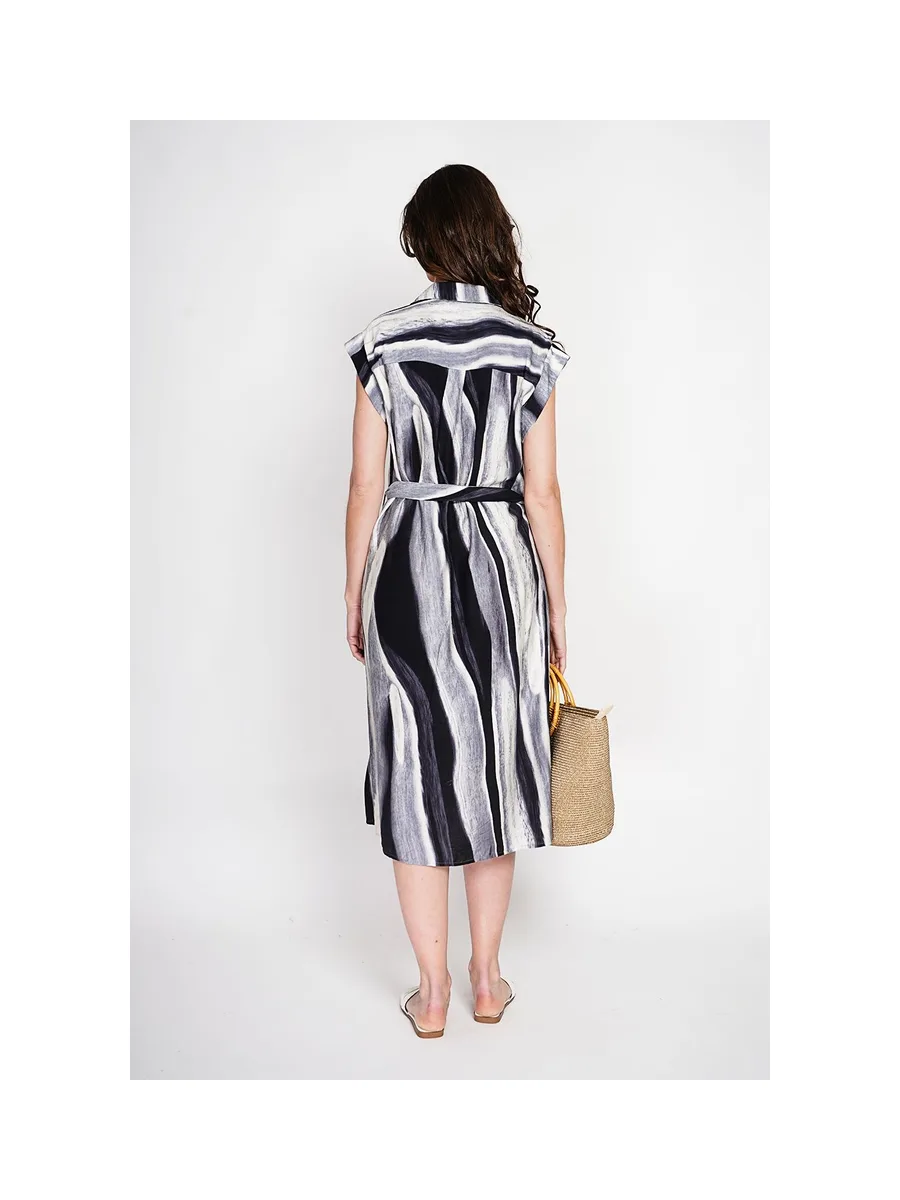 Robe chemise imprimée boutonnée devant avec ceinture 14