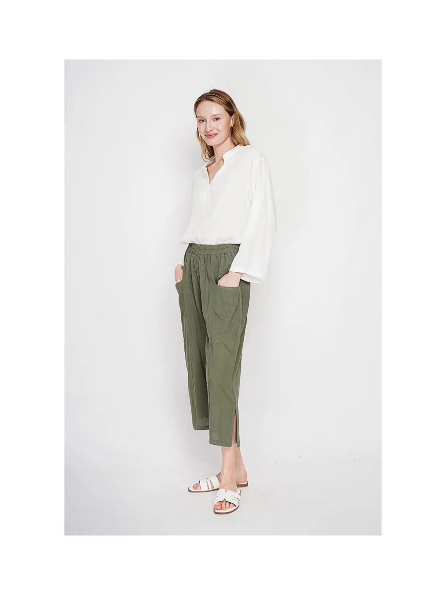 Blouse coupe ample col V en type polo à manches courtes 7