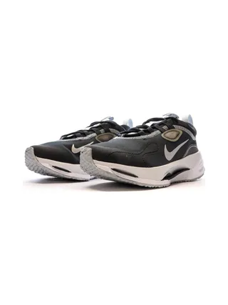 Baskets Noires Femme Nike Spark 6