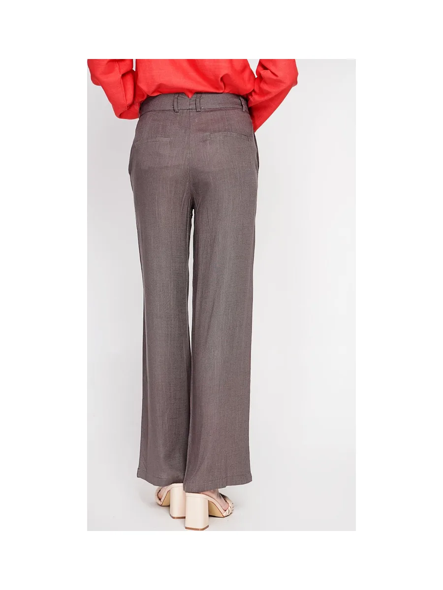Pantalon coupe large et droite poches latérale fermeture zippée 3