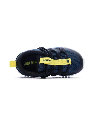 Baskets Marine Garçon New Balance Play 4