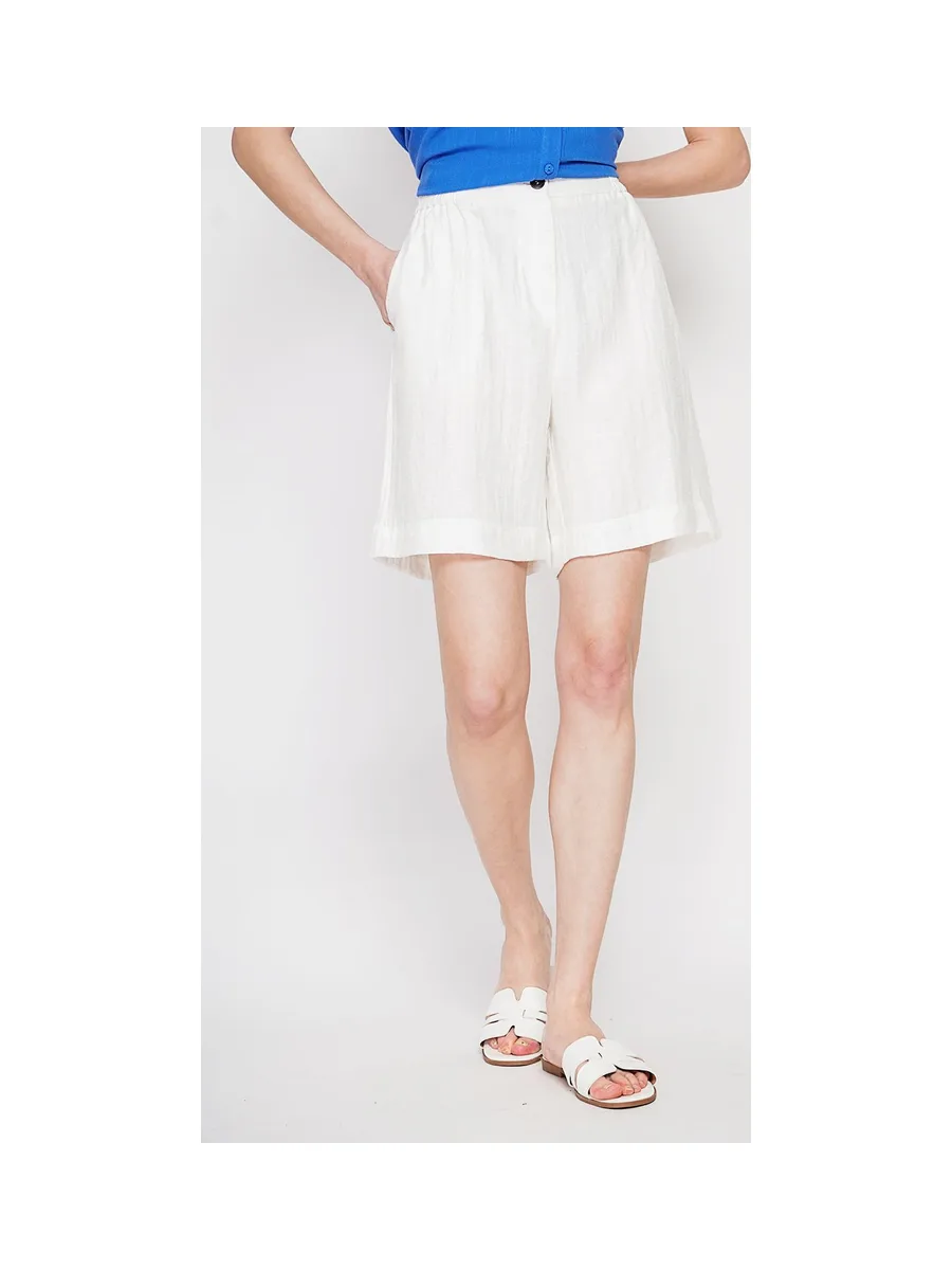Bermuda taille haute coupe droite avec poche latérale 17