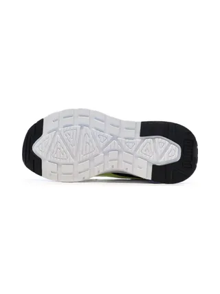 Baskets Noire/Jaune Garçon Puma Trinity 5