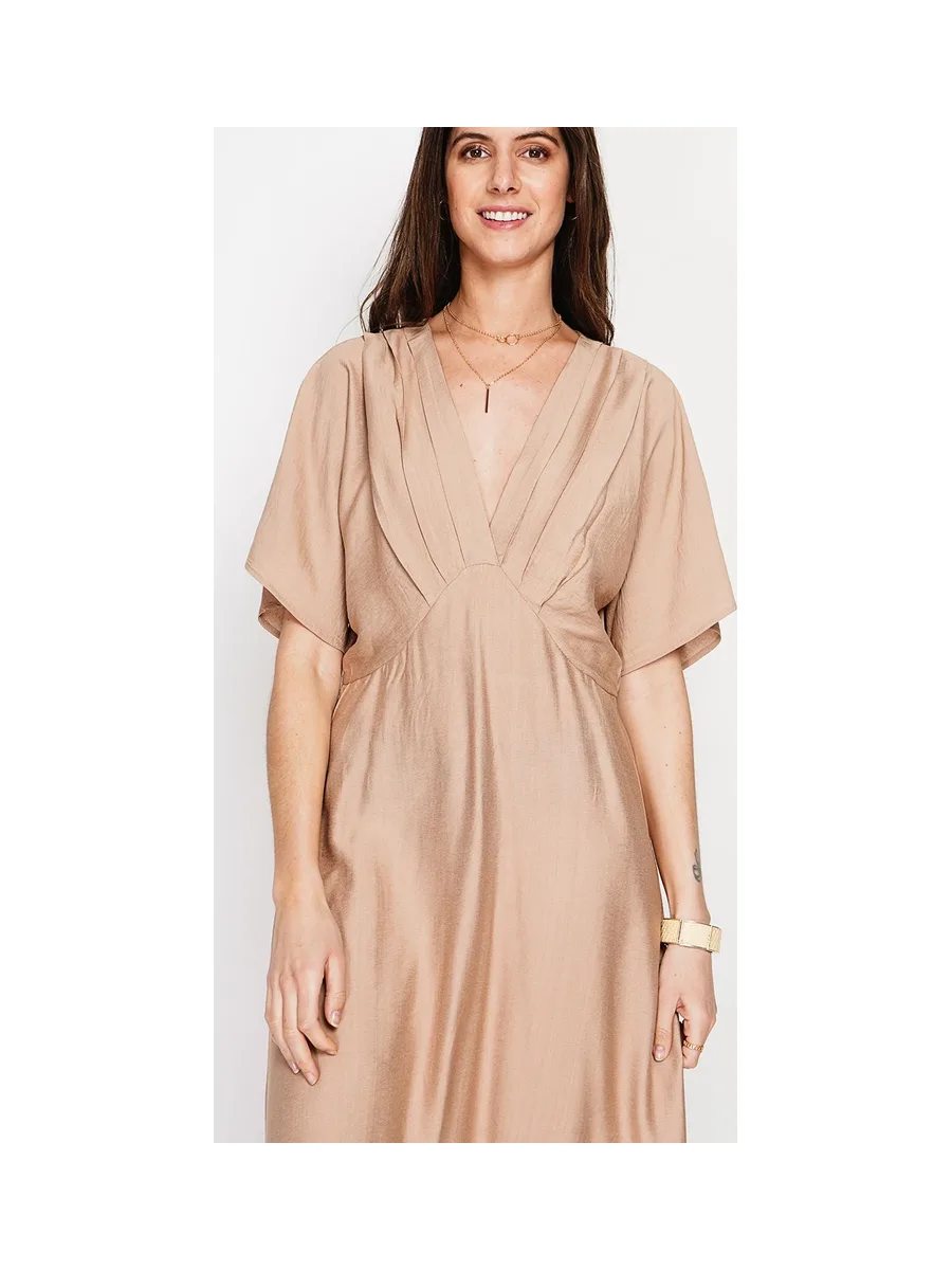 Robe longue col V à manches chauve-souris 4
