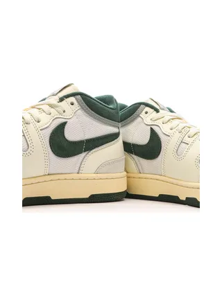 Baskets Blanches/Vertes Homme Nike Attack 7