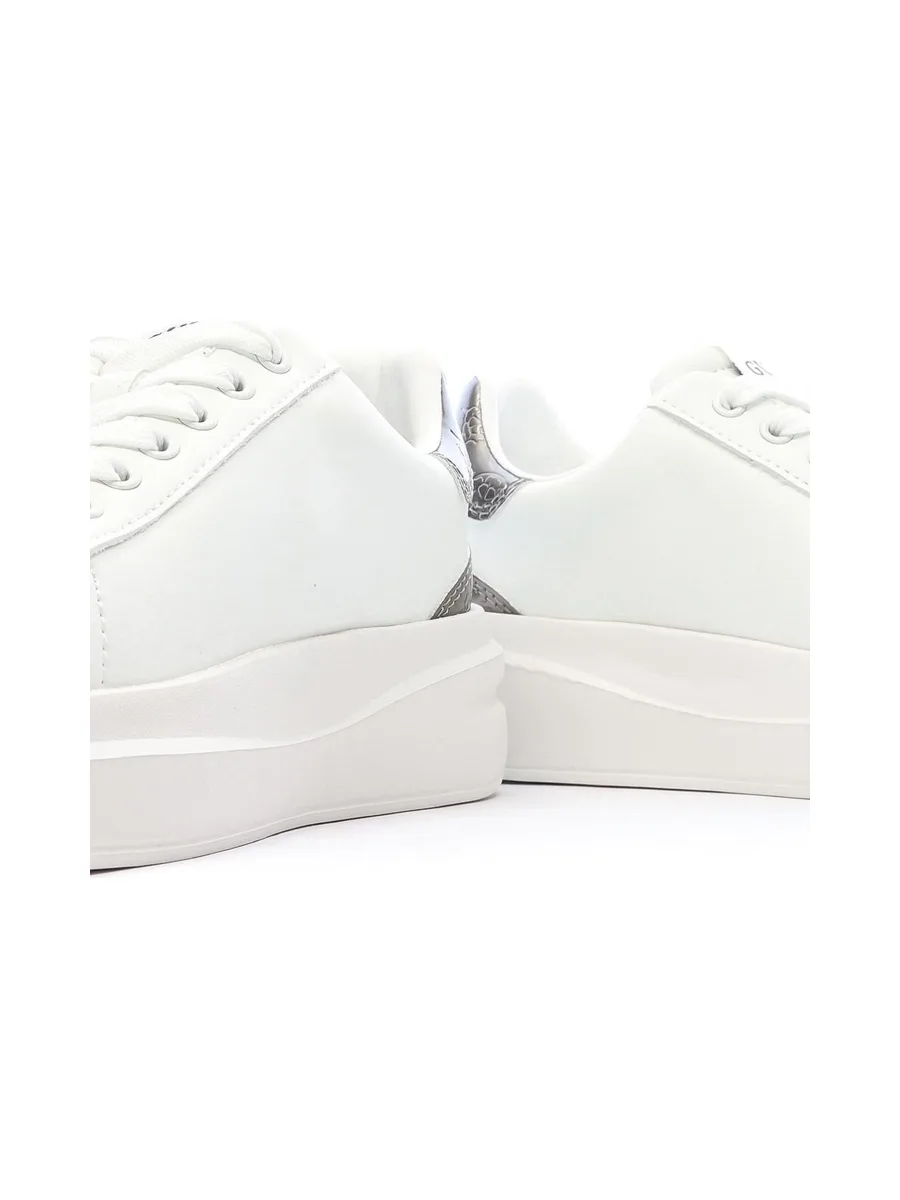 Baskets Blanches/Argent Femme Guess Elbina 7