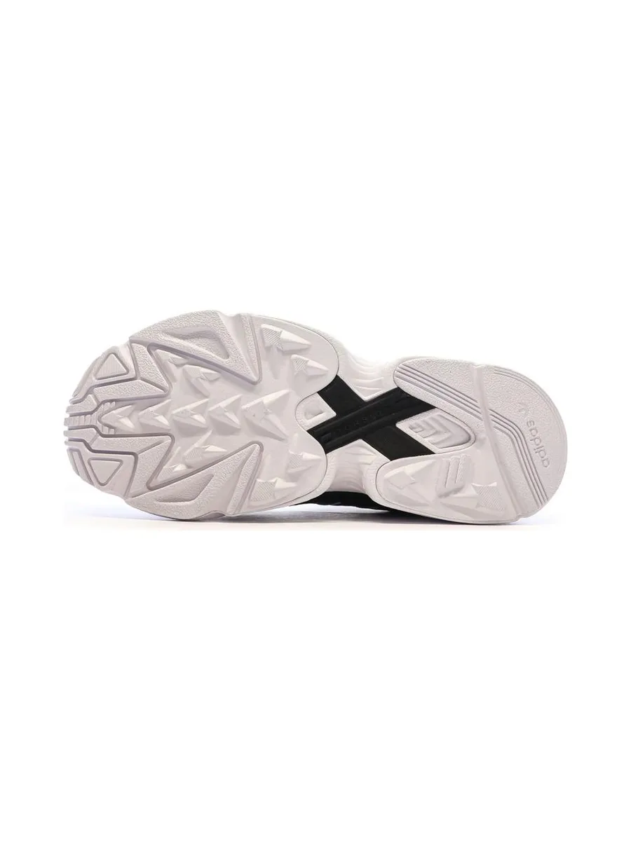 Baskets Noires/Blanches Femme Adidas Falcon 5