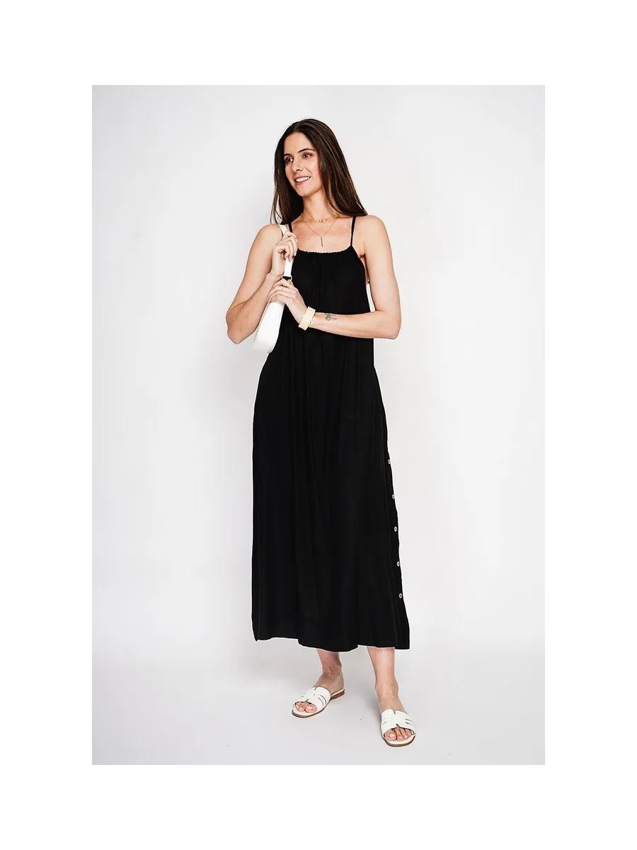 Robe longue en bretelle boutonnage sur les cotes 6