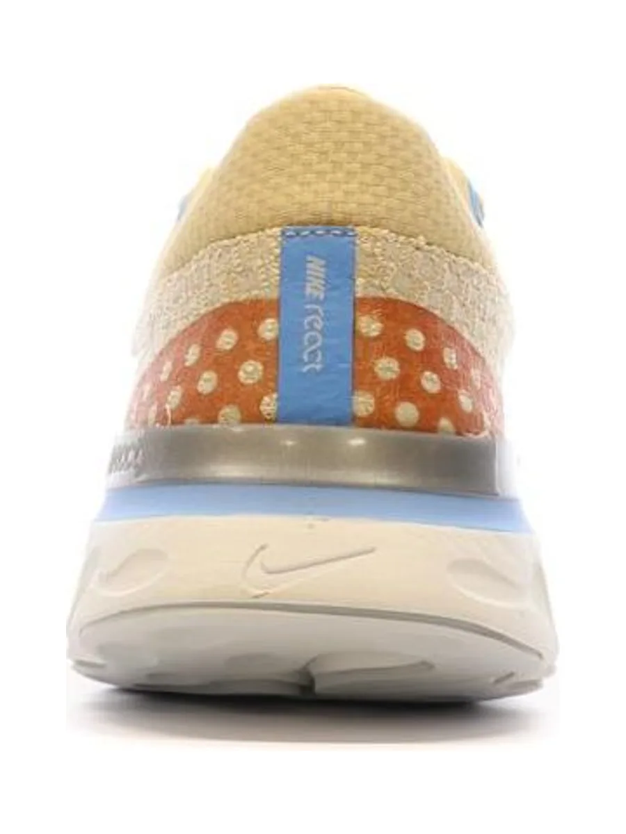 Chaussures de Running Beiges Femme Nike React Infinity Run FK 3 4