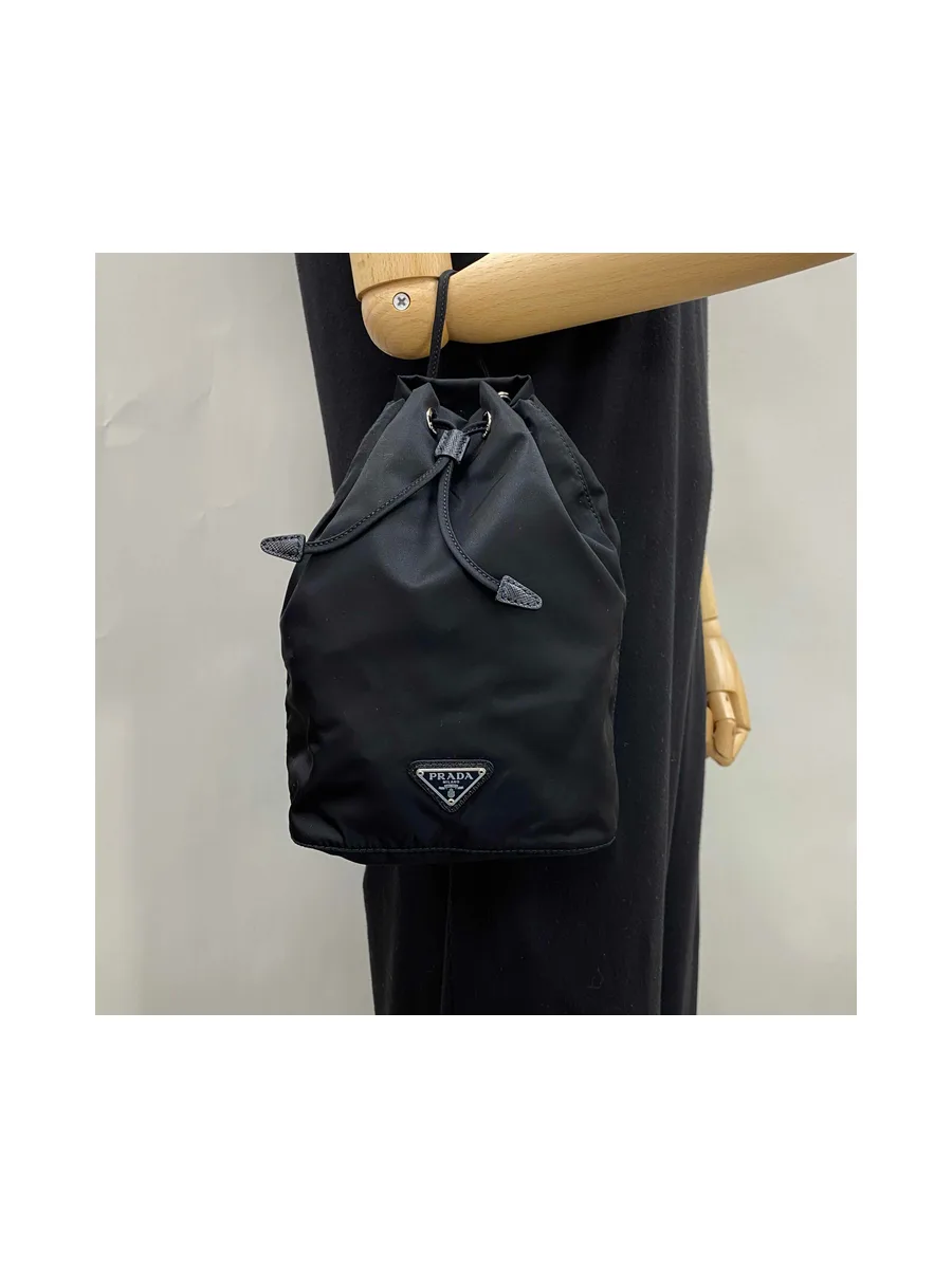 Prada - Sac seau 4