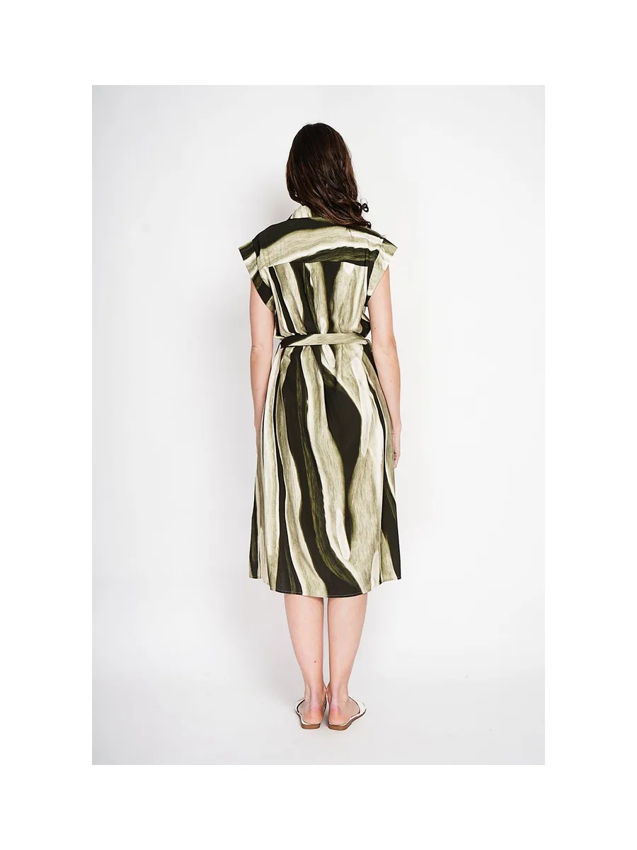 Robe chemise imprimée boutonnée devant avec ceinture 6