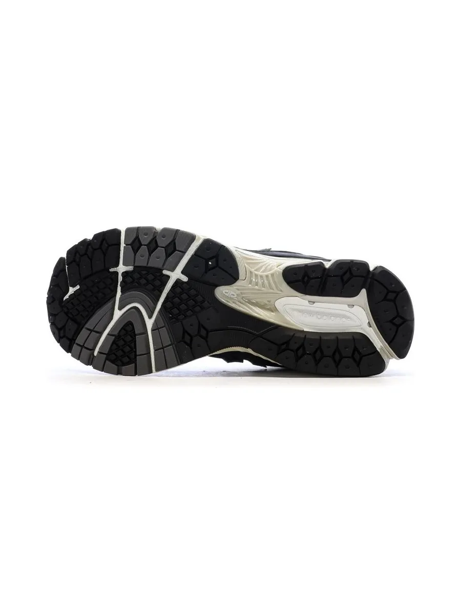 New Balance 2002 Baskets Noir Homme 6