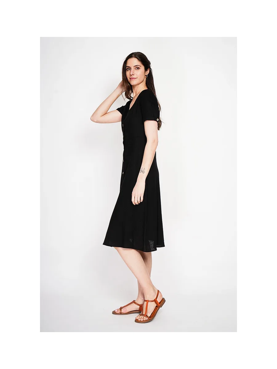 Robe longue boutonnée devant à manche court 11