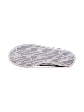 Baskets Noir Femme Nike Court Legacy 5