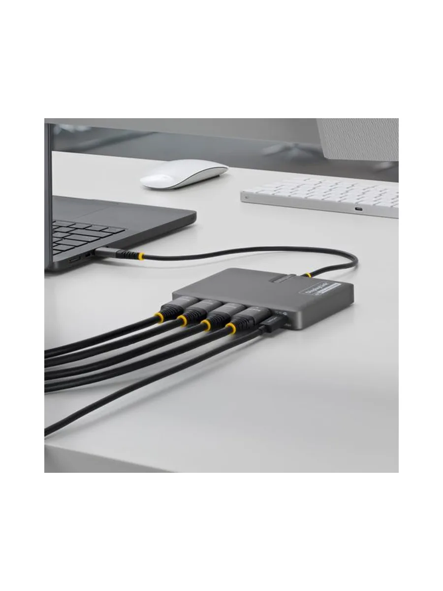 USB-C to Quad HDMI Adapter 5