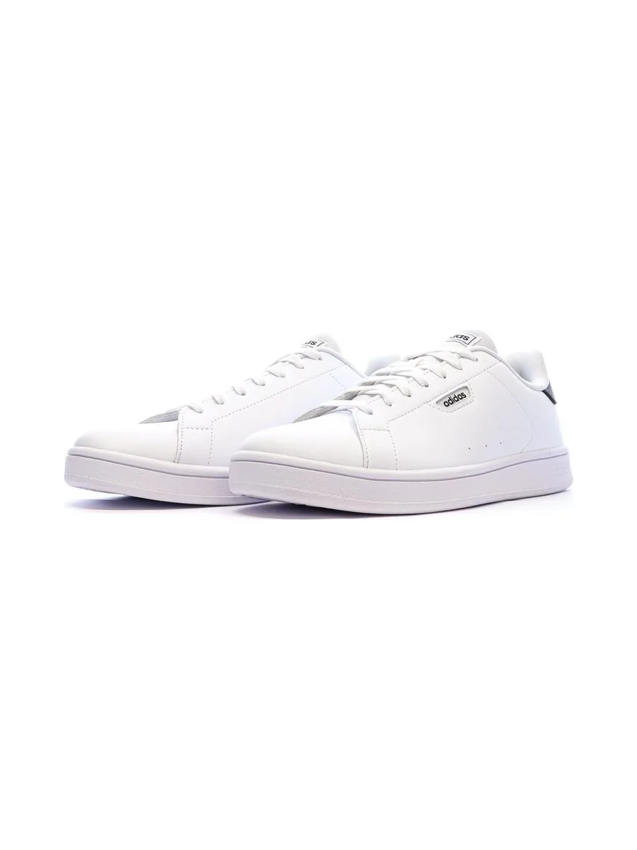 Baskets Blanches/Noires Homme Adidas Urban Court 7