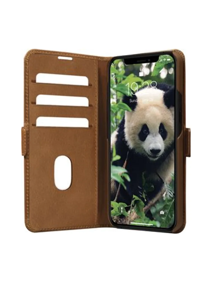 Copenhagen iPhone 14 Plus Tan 2