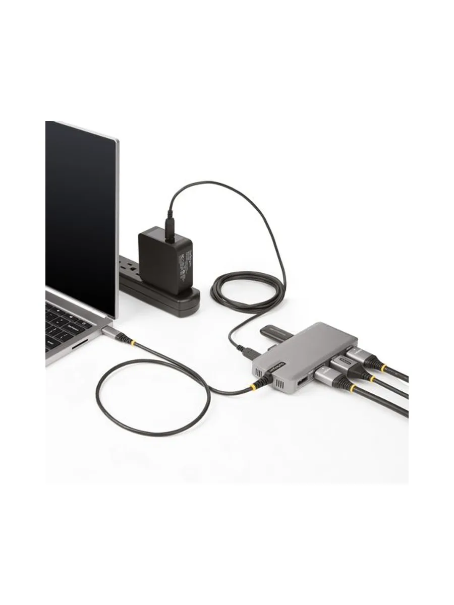 USB-C Triple-Monitor Multiport Adapter 8