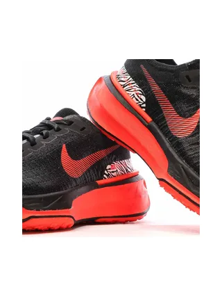 Chaussures de running Noir/Rouge Femme Nike Invincible 7