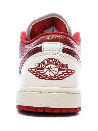 Baskets Blanc/Rouge Femme Nike Air Jordan 1 Low 3