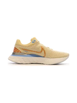 Chaussures de Running Beiges Femme Nike React Infinity Run FK 3 2