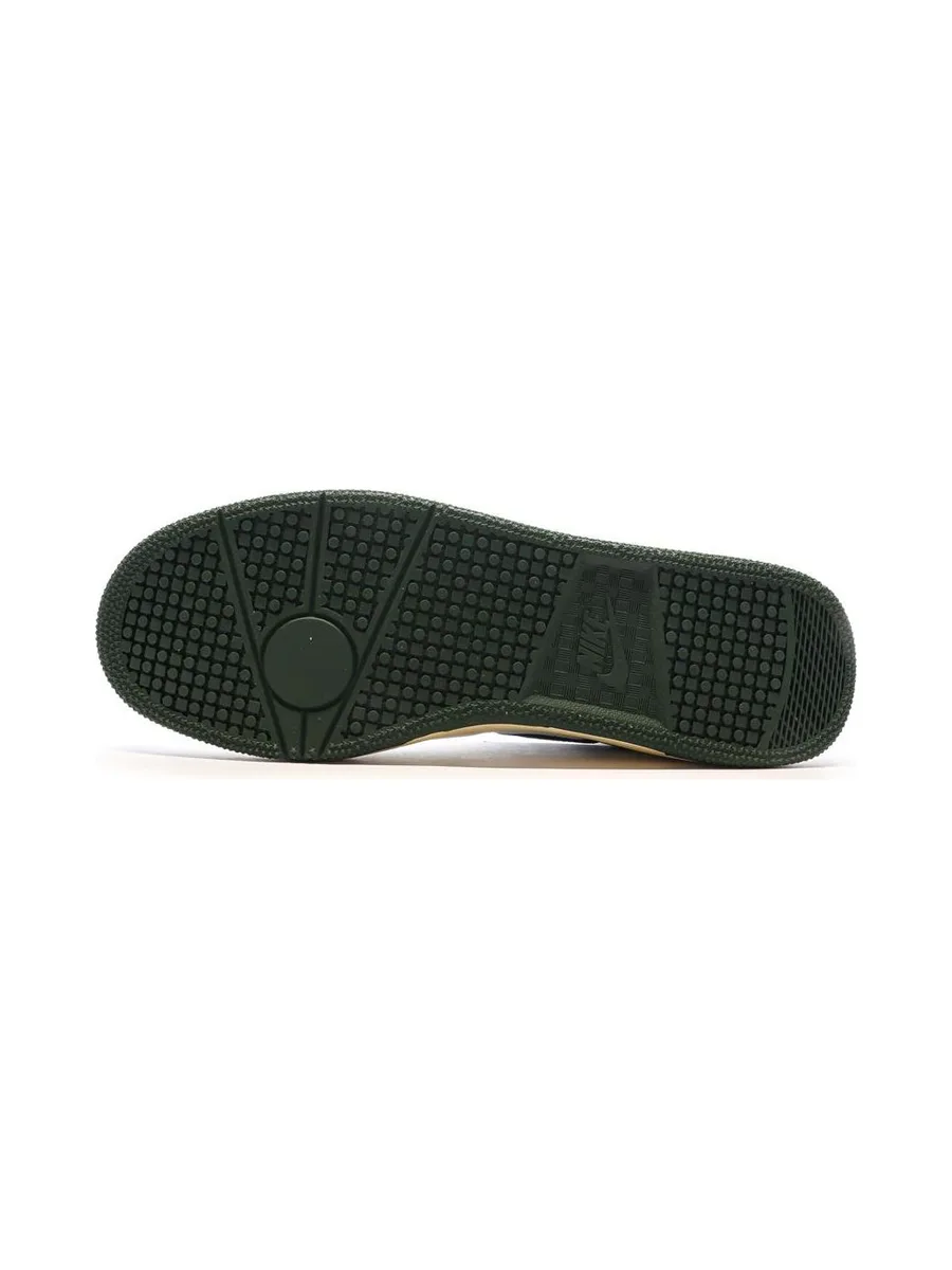 Baskets Blanches/Vertes Homme Nike Attack 6