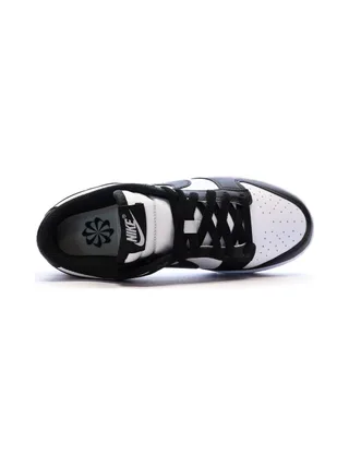 Dunk Low Baskets Blanches/Noires Femme Nike 4