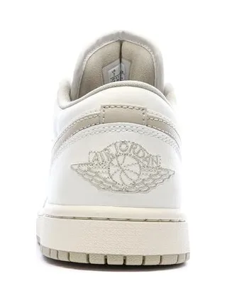 Basket Écru/Marron Mixte Nike Air Jordan 1 Low 3