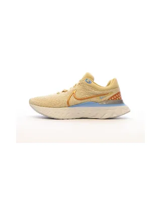 Chaussures de Running Beiges Femme Nike React Infinity Run FK 3 1