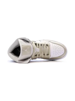 Baskets Beige/Kaki Mixte NIKE Air Jordan 1 Mid Rose 4