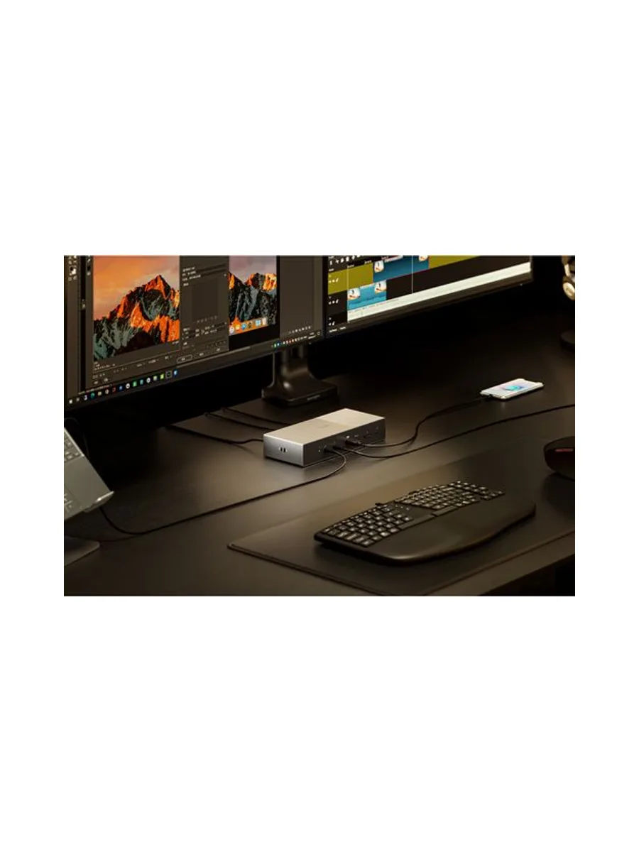 SD5000T5 EQ Thunderbolt 5 Triple 4K 8