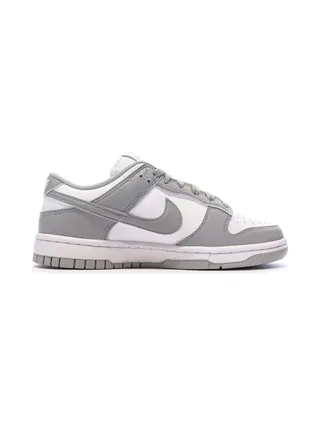 Dunk Low Baskets Blanches/Grises Femme Nike 2