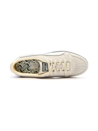 Baskets Ecru/Blanche Homme Puma Indoor Prm 4