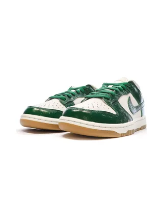Baskets Blanches/Vertes Femme Nike Dunk Low 6