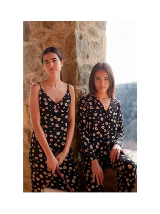 Robe MUS&BOMBON Varis 1