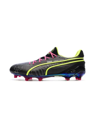 Chaussures de Football Noir Homme Puma King Coupe du Monde des Clubs X Kidsuper 1