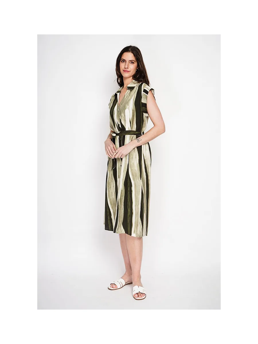 Robe chemise imprimée boutonnée devant avec ceinture 8