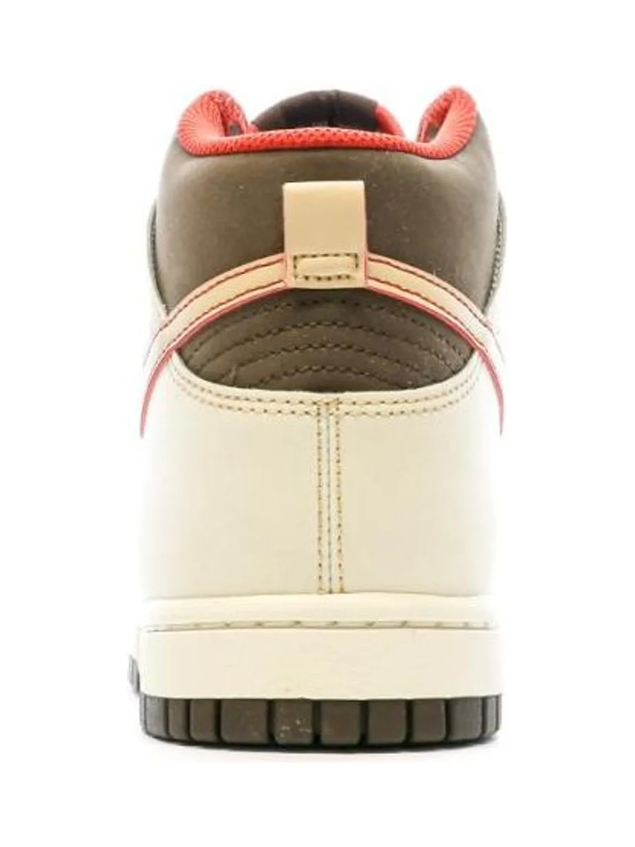 Baskets Écru/Marron Homme Nike Dunk High Retro 4